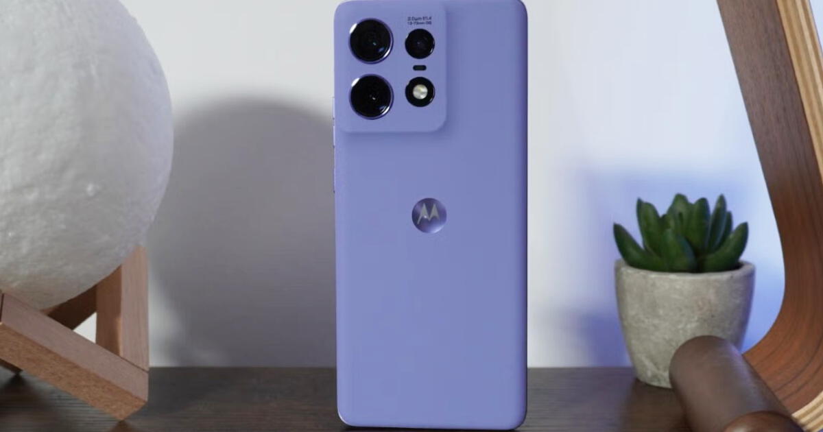 No necesitas el Samsung A56: este Motorola lo destruye con potente pantalla de 144Hz, RAM de 12GB y carga en 15 minutos