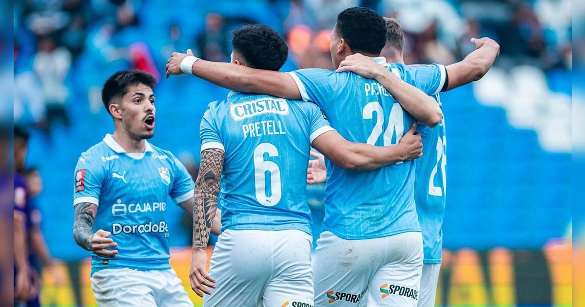 Delantero de selección impacta en redes al confirmar ser el nuevo fichaje de Cristal : 