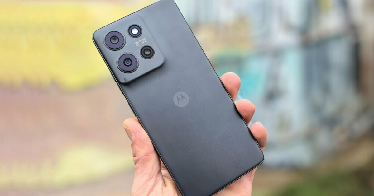 Este Motorola es perfecto para gamers: batería de larga duración, 256 GB de almacenamiento y pantalla FullHD+