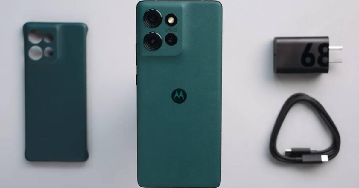 512 GB de memoria, batería de 5000 mAh y triple cámara 4K: este Motorola con acabado en cuero lo tiene todo y cuesta poco