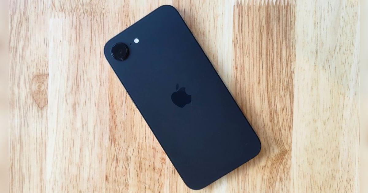 El celular más vendido del 2025 con pantalla OLED, procesador A18 Bionic y asombrosa grabación de video