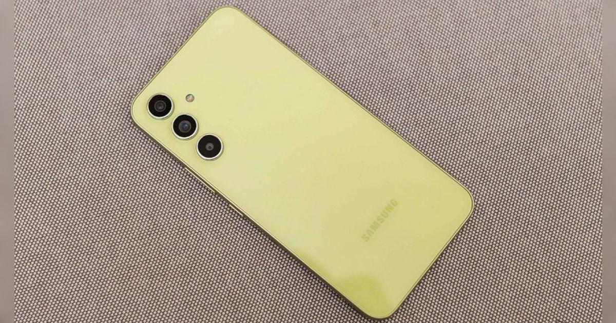 El Samsung de 2023 SUPERIOR al Galaxy A36: pantalla Super AMOLED, memoria infinita de 1TB y cámaras con fotos increíbles