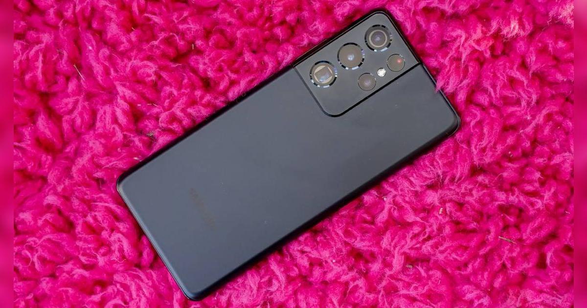Olvídate del Galaxy A56: este gama alta antiguo de Samsung es más barato y el doble de potente con cámaras 4K