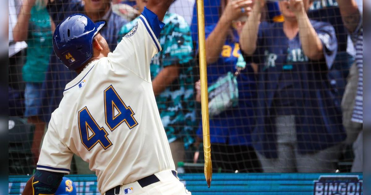 No es Ronald Acuña Jr. ni Shohei Ohtani: este latino rompe récord histórico con los Mariners en la MLB