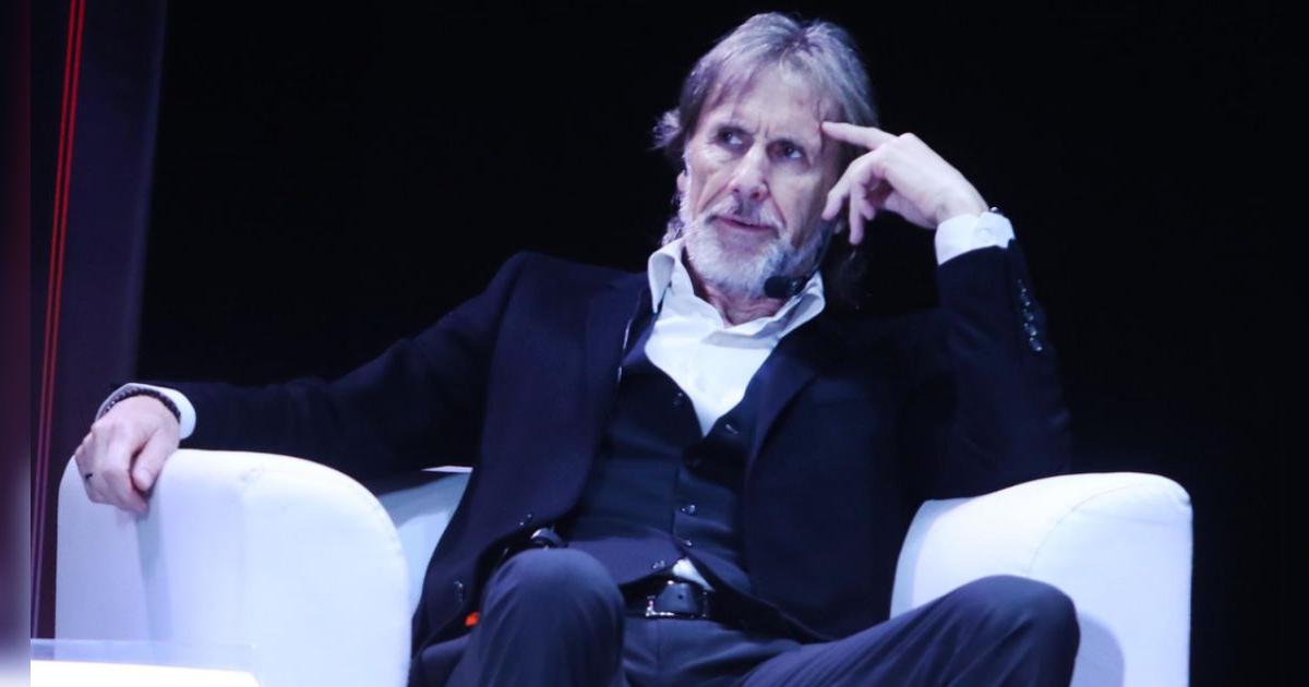 Prensa chilena estalla contra Gareca por elegir a Guerrero, Farfán y Cueva: 