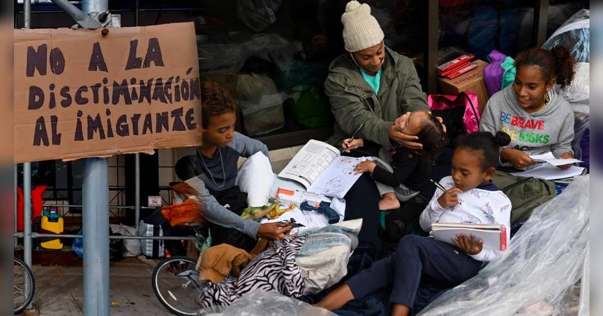 TOMA NOTA, INMIGRANTE | Estos refugios en Chicago ayudan a venezolanos residentes en EE. UU.