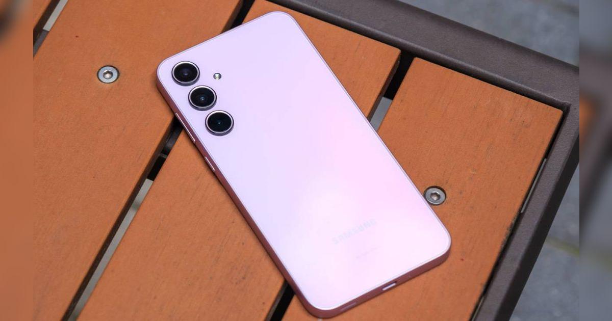 Top 5 teléfonos Motorola, Samsung y Honor que puedes comprar por menos de 300 dólares