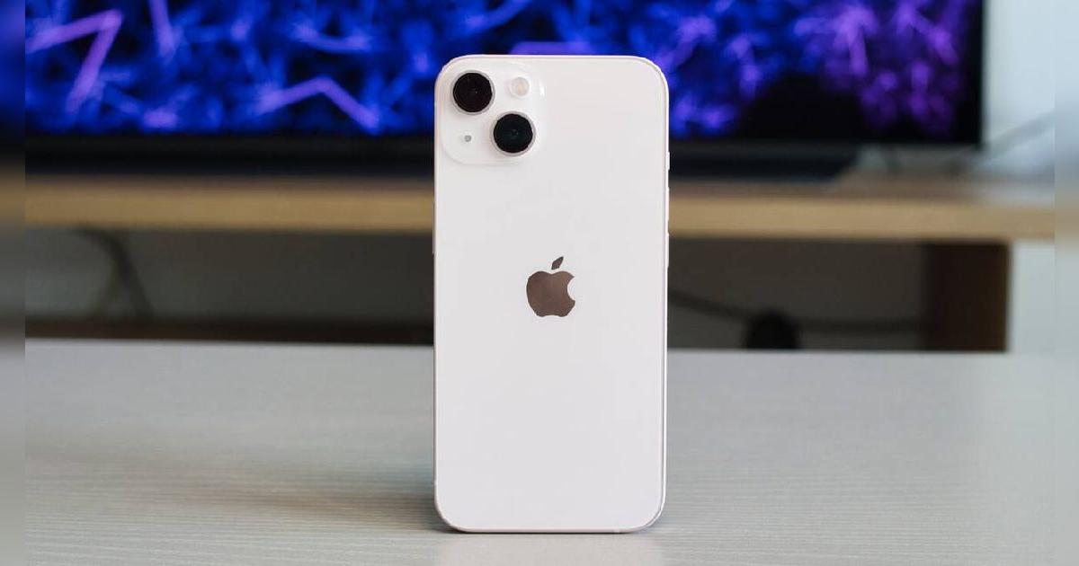 Este iPhone cuesta igual que un Galaxy A56 pero tiene mejores cámaras y gran potencia pese a ser del 2021