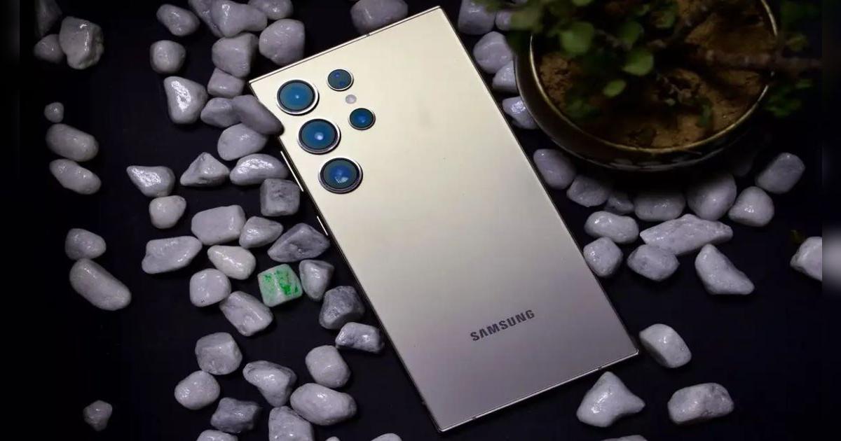 Adiós Samsung S25 Ultra | Este celular es igual y más barato: pantalla QHD+, procesador Snapdragon, 4 cámaras y video 8K