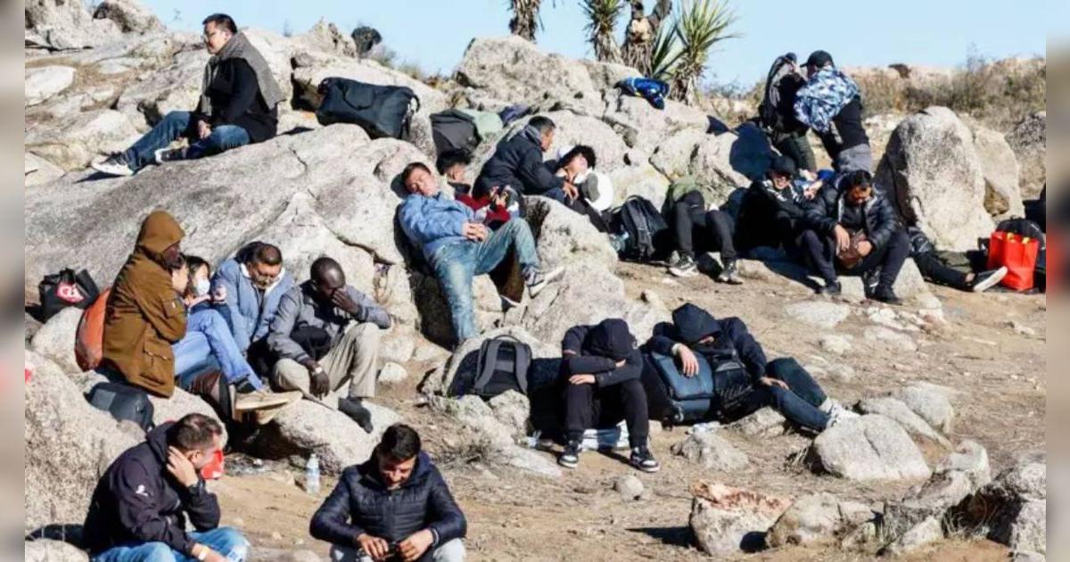 Alerta, inmigrantes indocumentados en EE. UU.: esta es la impactante cifra de arrestados y autodeportados en 2025, según el DHS