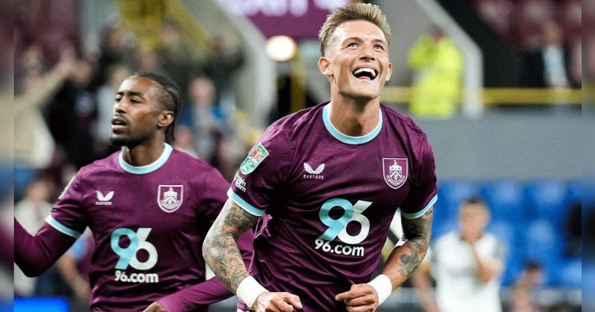 Oliver Sonne marcó agónico gol con Burnley a los 91' y clasificaron en la Carabao Cup