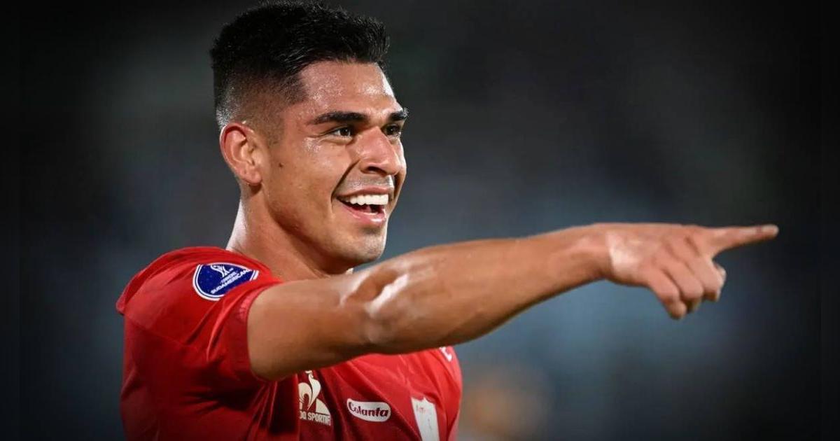 ¿Universitario? Club campeón quiere dar el golpe y comprar el pase del delantero Luis Ramos