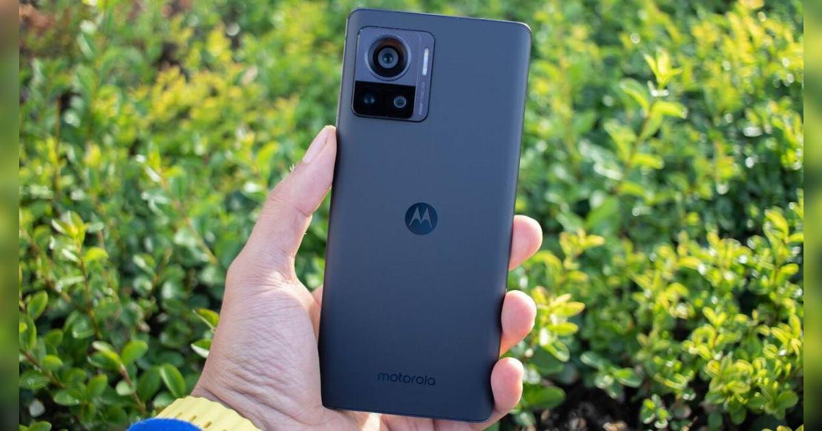 ¿Por qué gastar tanto dinero en un iPhone 16, si este Motorola es igual de potente, tiene cámara 200MP y cuesta menos?