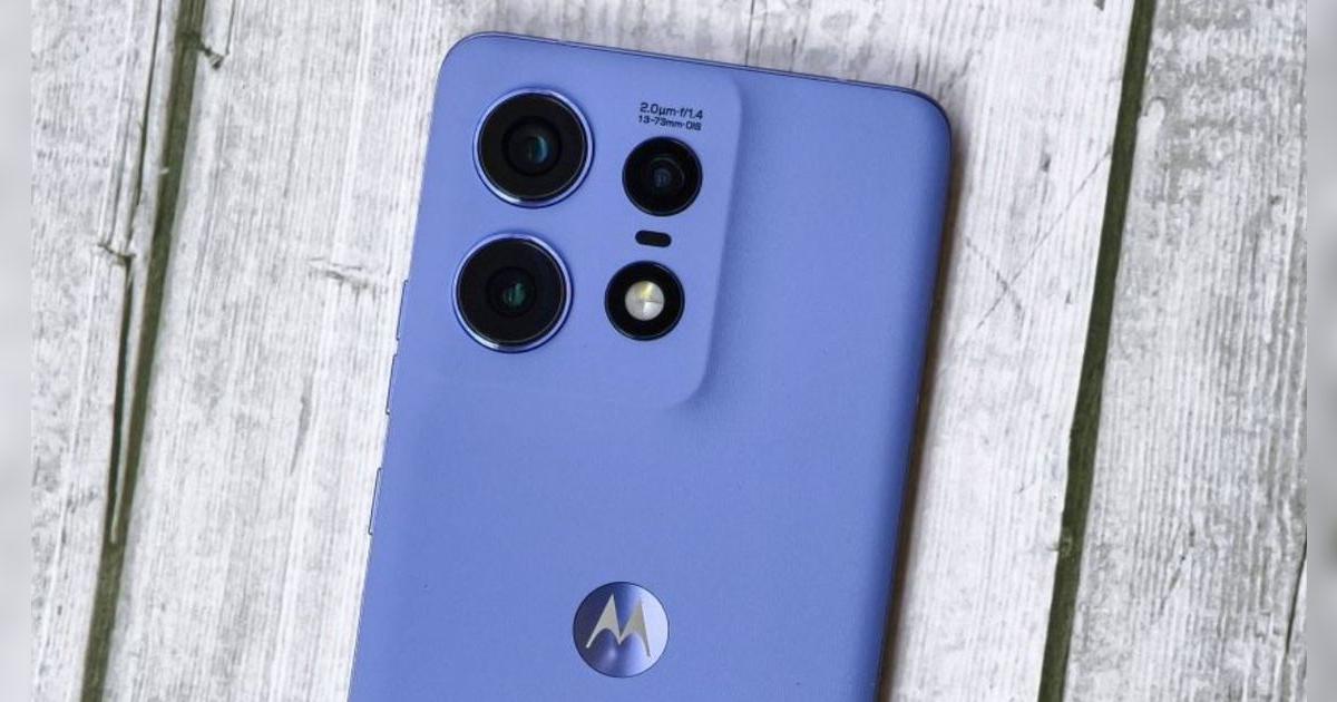 Motorola no para de vender este celular: pantalla POLED de 144Hz, 4 cámaras, procesador Snapdragon y carga en 15 minutos