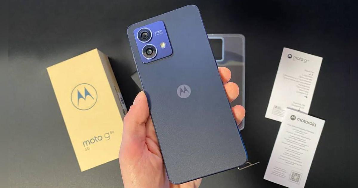 Bueno, bonito y barato: este Motorola tiene pantalla OLED, chip Snapdragon, 256GB, 5000 mAh y cuesta 100 dólares