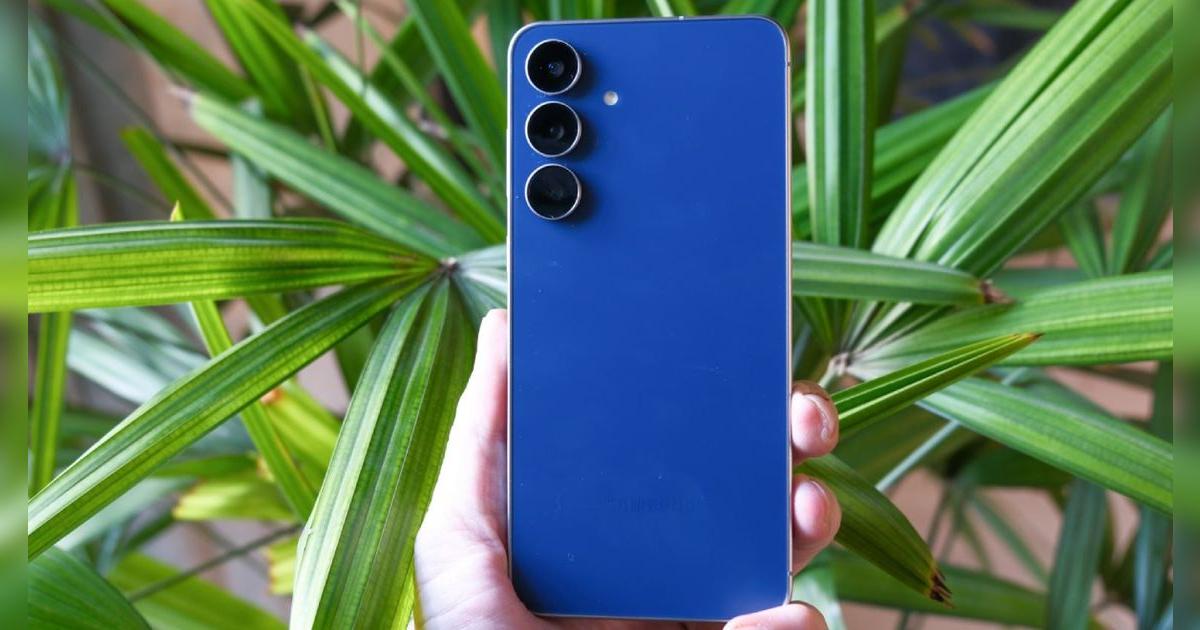 Nos gusta el Samsung S25 FE, pero este Galaxy es mejor y está barato: pantalla AMOLED, cámara PRO y mucha memoria