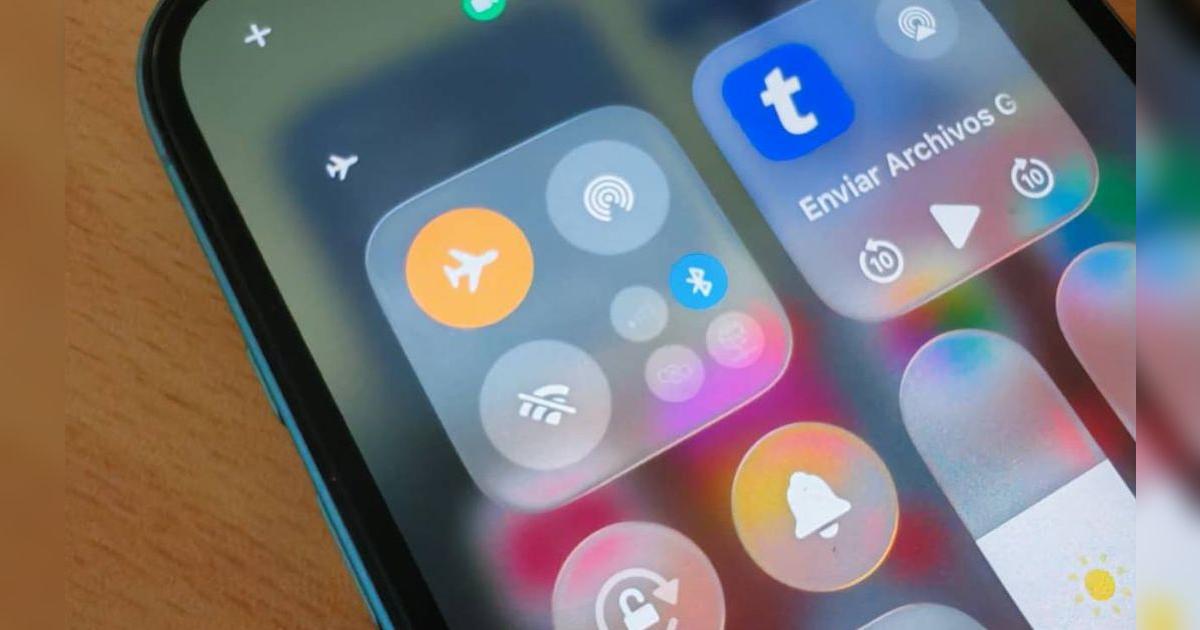 Esta es la verdadera razón por la que debes ACTIVAR el Modo Avión cuando cargas tu teléfono