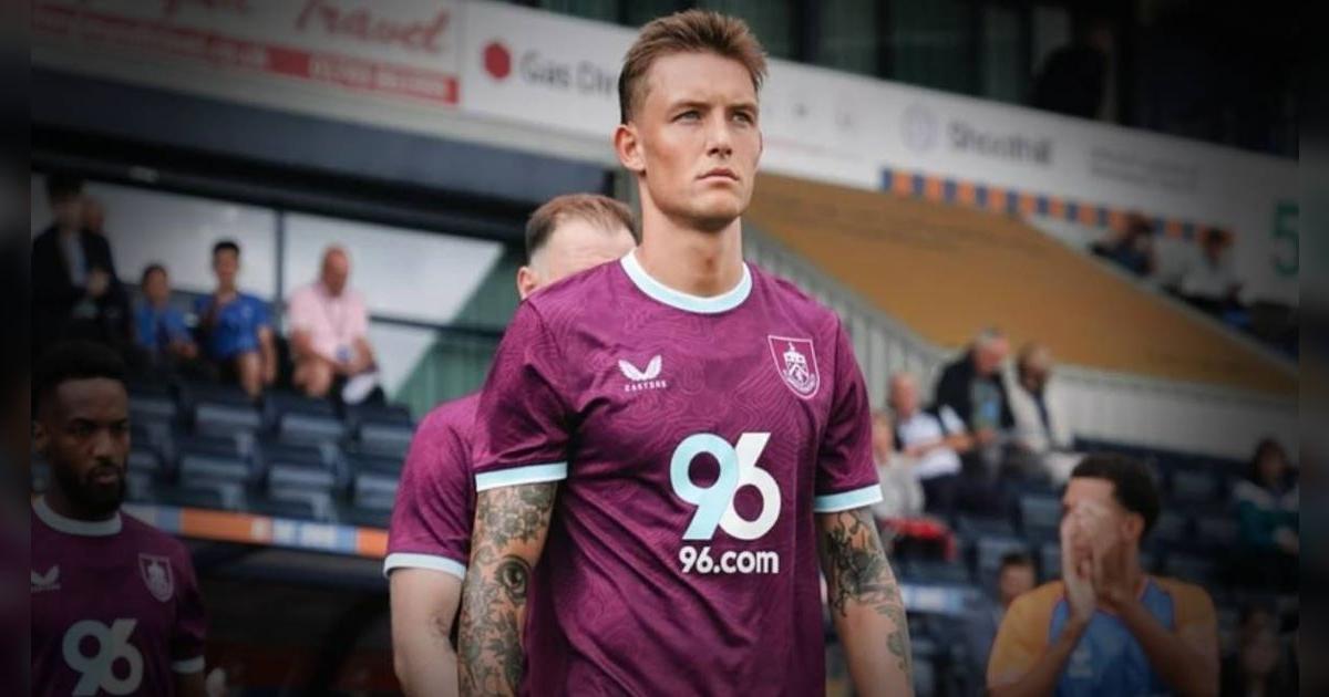 DT de Burnley sorprende con drástica decisión sobre Oliver Sonne para duelo ante Manchester City
