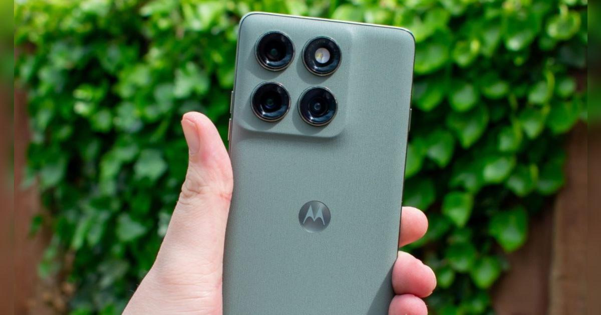 Todos quieren este Motorola SUPER HD con mucha RAM y cámaras Sony: su precio te va a encantar