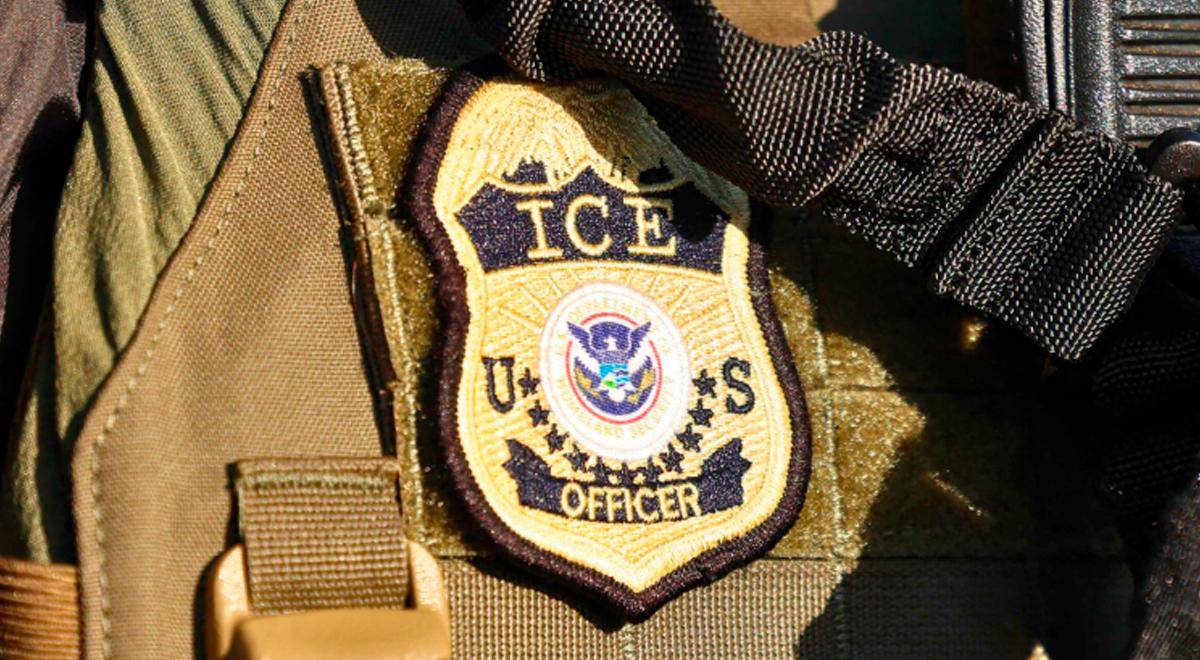ALERTA, inmigrantes: IMPUGNAN estas leyes que RESTRINGEN el uso de mascarillas por parte de agentes ICE