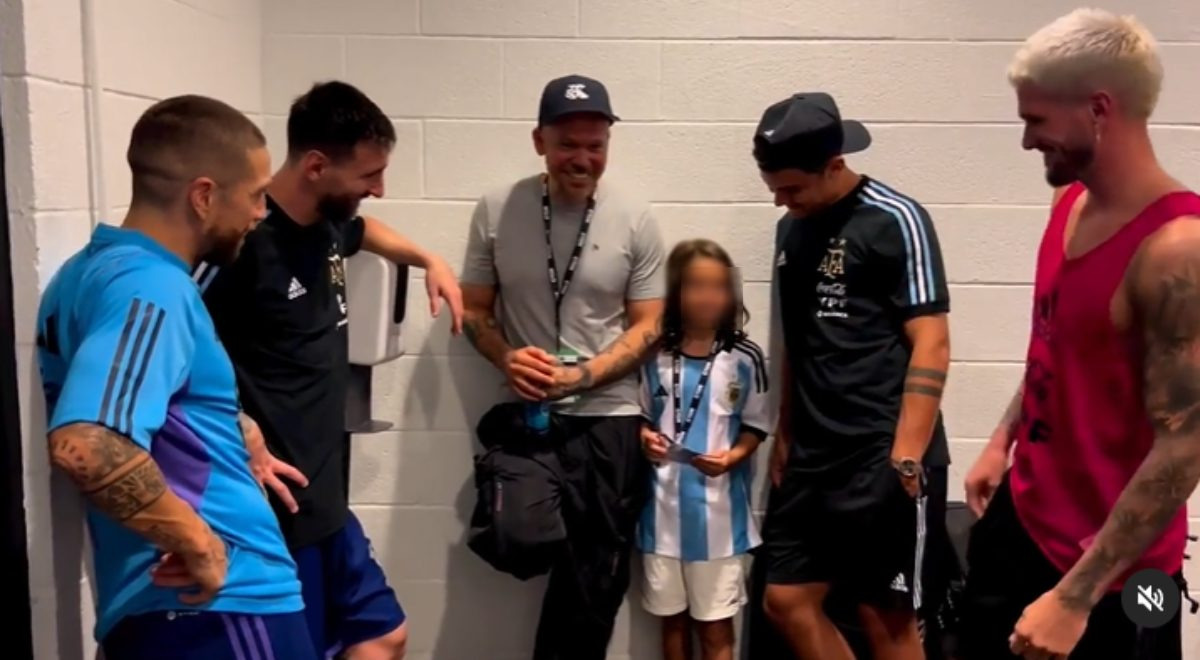Hijo de René y su reacción al ver a su papá conversando con Lionel Messi 