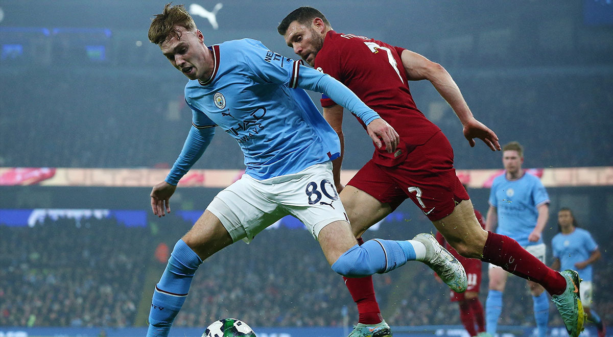 Manchester City venció 3-2 a Liverpool en los octavos de final de la Carabao Cup