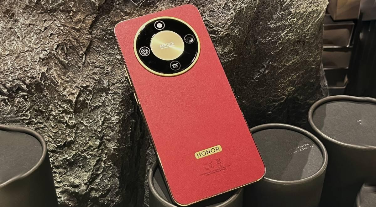 Olvídate del iPhone 17 | Este teléfono BARATO de HONOR tiene pantalla ultra brillante, 12GB de RAM y batería de 8300 mAh