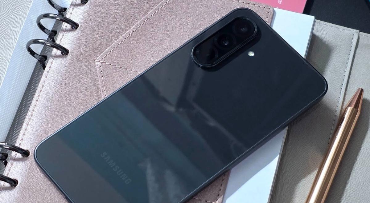 Samsung A36; características de un celular barato, con pantalla de lujo y mucha IA de calidad