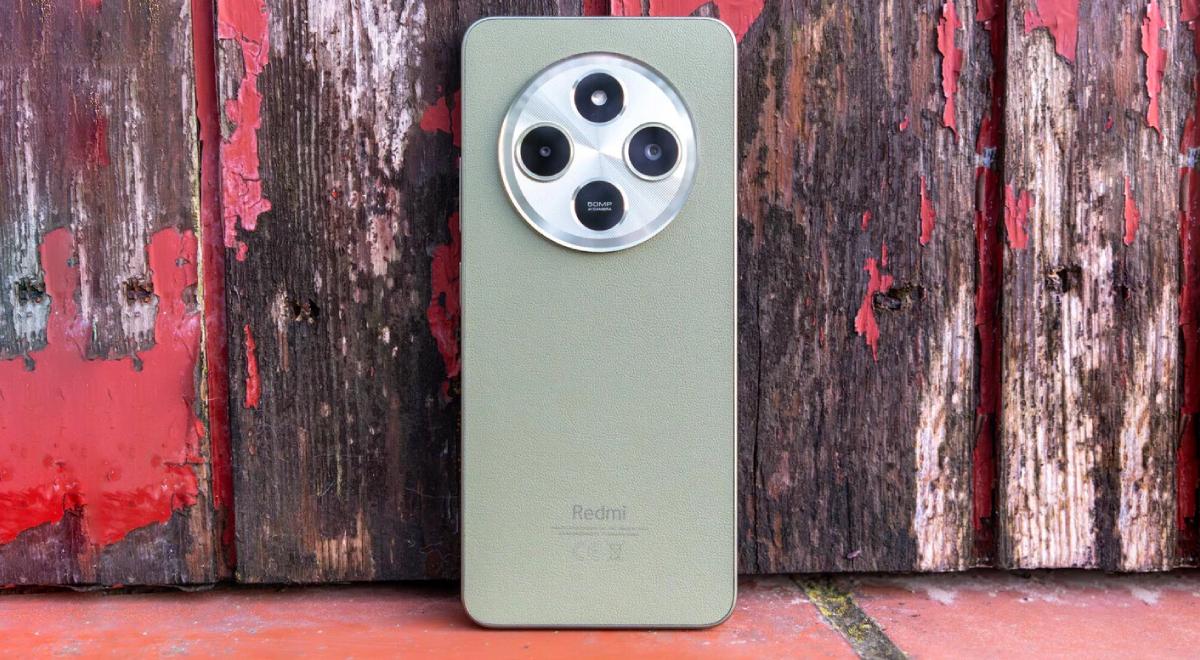 Enorme pantalla de 6.88 pulgadas de 120Hz, 12GB de RAM, 1TB y 5160 mAh: todo por 100 dólares