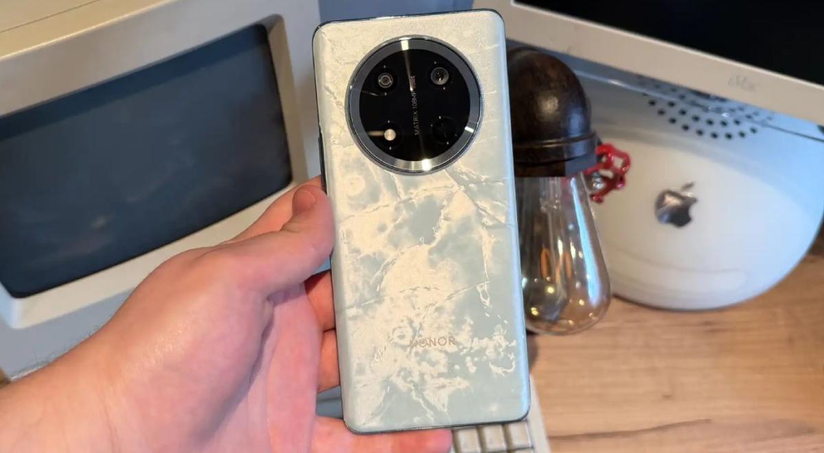 El Honor con batería para 3 días, súper resistencia, enorme pantalla, cuesta barato y humilla al Samsung A36