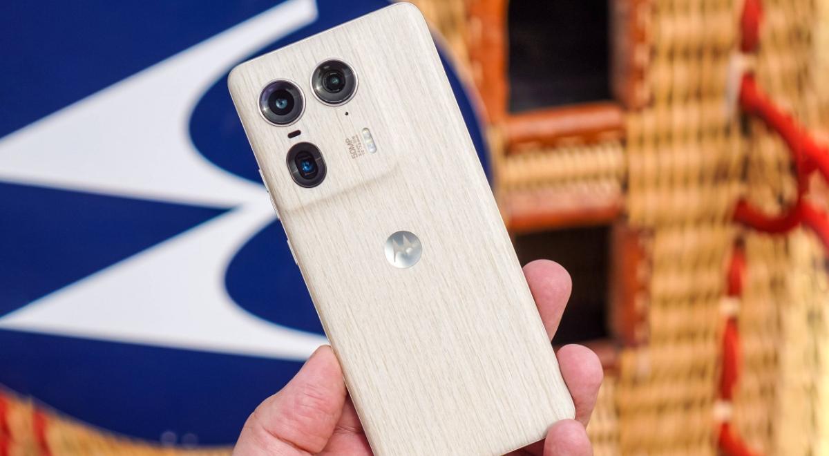 Olvídate del Xiaomi 17 Pro Max con este Motorola con cámaras 4K y carga de 125W: cuesta MENOS y es MEJOR
