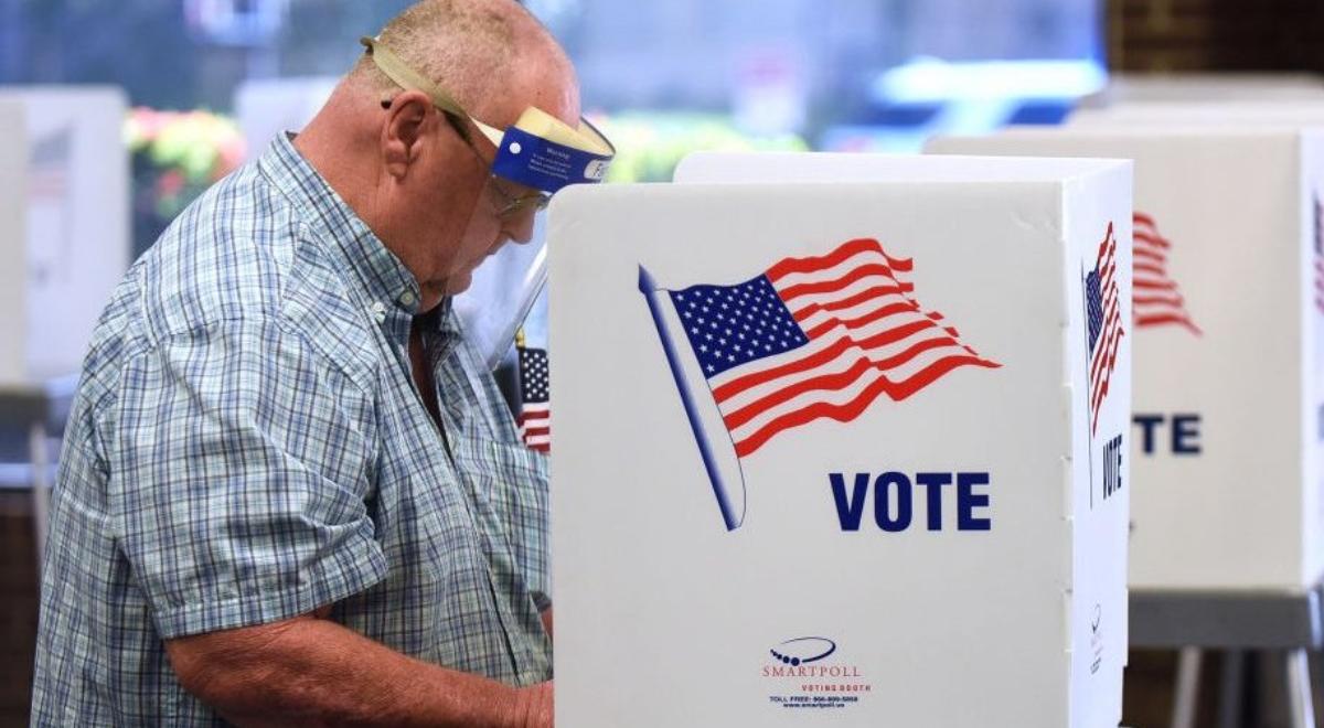 ATENCIÓN votantes: descubre YA dónde te toca votar en Nueva York con esta GUÍA RÁPIDA y esencial