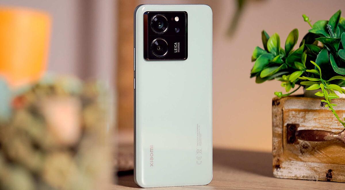 ¿Por qué endeudarte por un iPhone 17 si este Xiaomi tiene cámaras LEICA con calidad 4K, carga 120W y pantalla 144Hz?