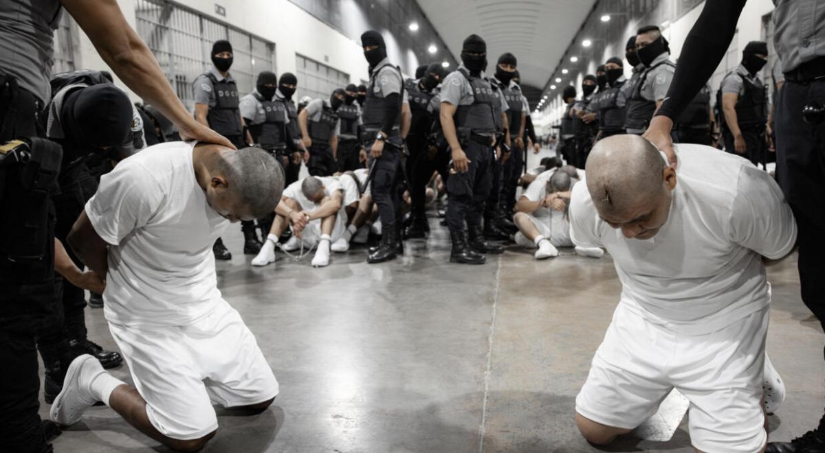 Hallan en cárceles de Bukele a cuatro salvadoreños desaparecidos: fueron deportados por Trump y detenidos sin cargos en El Salvador