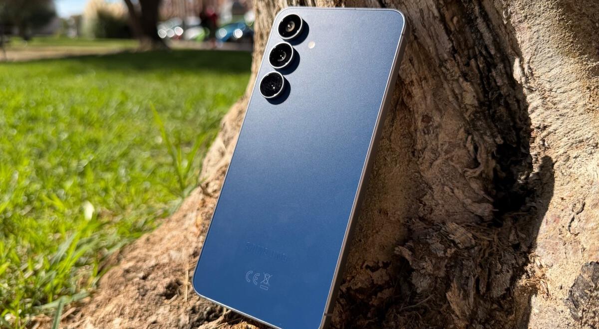 Empieza el 2026 con este gama alta de Samsung que tiene procesador TOP, cámaras que graban en 8K y precio reducido