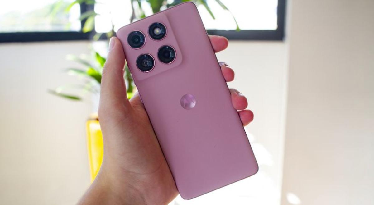 Motorola Edge 60 Fusion: ¿qué características y qué precio tiene en 2026 el gama media con diseño de biocuero y cámaras 4K?