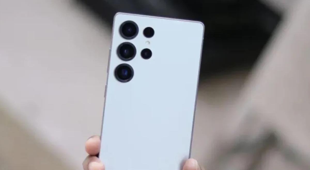 Estas pruebas dicen que el Samsung S26 Ultra es MUCHO MEJOR que el iPhone 17 Pro Max, ¿será el mejor celular de 2026?