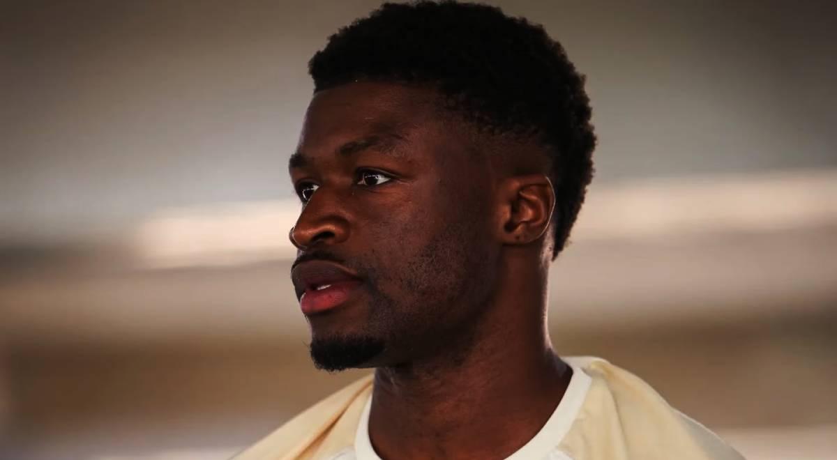 Sekou Gassama recibió dura noticia tras no jugar en Universitario y ser cuestionado por hinchas