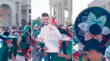 Hinchas Mexicanos hacen el baile del "payaso de rodeo" en el mundial de Qatar 2022