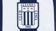 Hinchas de Alianza Lima expectantes por la nueva camiseta blanquiazul