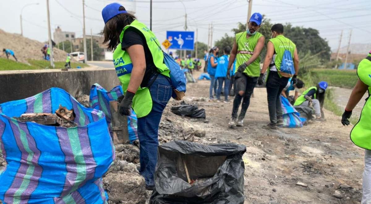 Voluntarios recogen más de 2 toneladas de basura en el río Chillón por ...