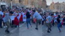 Reportero de Latina 'zapatea' en los exteriores de la Basílica de la Sagrada Familia