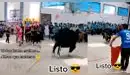Olvidan la mascota en evento y con improvisación de creativo toro terminan superando a todos Olvidan la mascota en evento y con improvisación de creativo toro terminan superando a todos