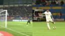Gustavo Dulanto casi mete un golazo para Universitario ante Deportivo Binacional