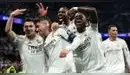 Real Madrid derrotó 3-0 al Manchester City y tiene un pie en cuartos de la Champions League