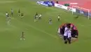 ¡Apareció la Culebra! Golazo de Eryc Castillo desde fuera del área para el 1-1 de Alianza Lima ante Melgar ¡Apareció la Culebra! Golazo de Eryc Castillo desde fuera del área para el 1-1 de Alianza Lima ante Melgar