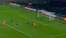 ¡Con 19 años! Espart se animó de contra y anotó el 1-1 para el Barcelona ante PSG por Champions League