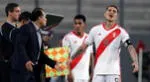 Paolo Guerrero fue cambiado en el entretiempo del Perú vs Argentina
