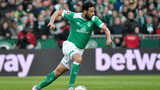 Claudio Pizarro con camiseta de Werder Bremen