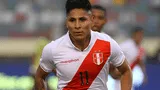 Raúl Ruidíaz con camiseta de la Selección Peruana